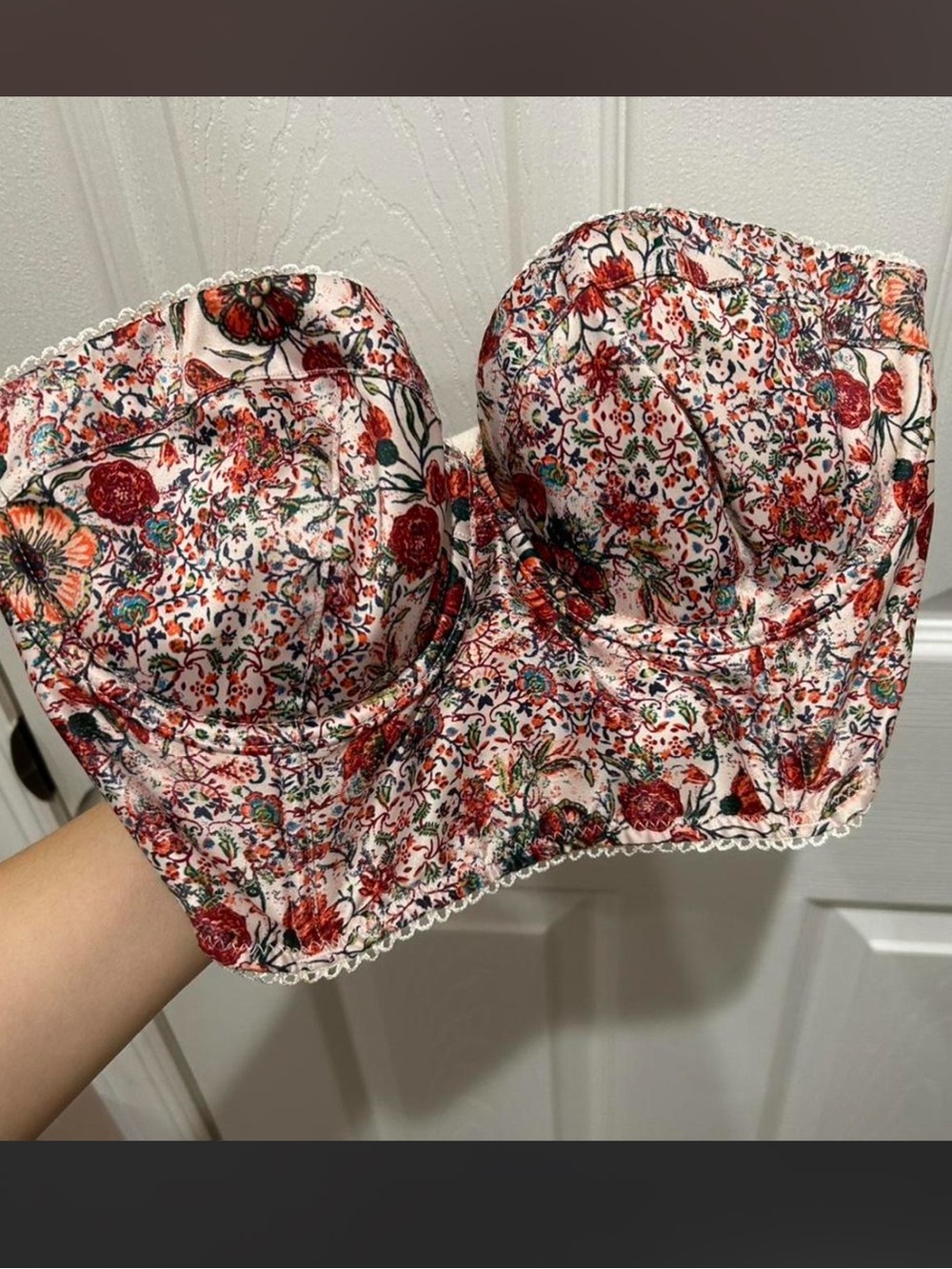 Victoria's Secret Cream Lace Bustier with Floral Lining